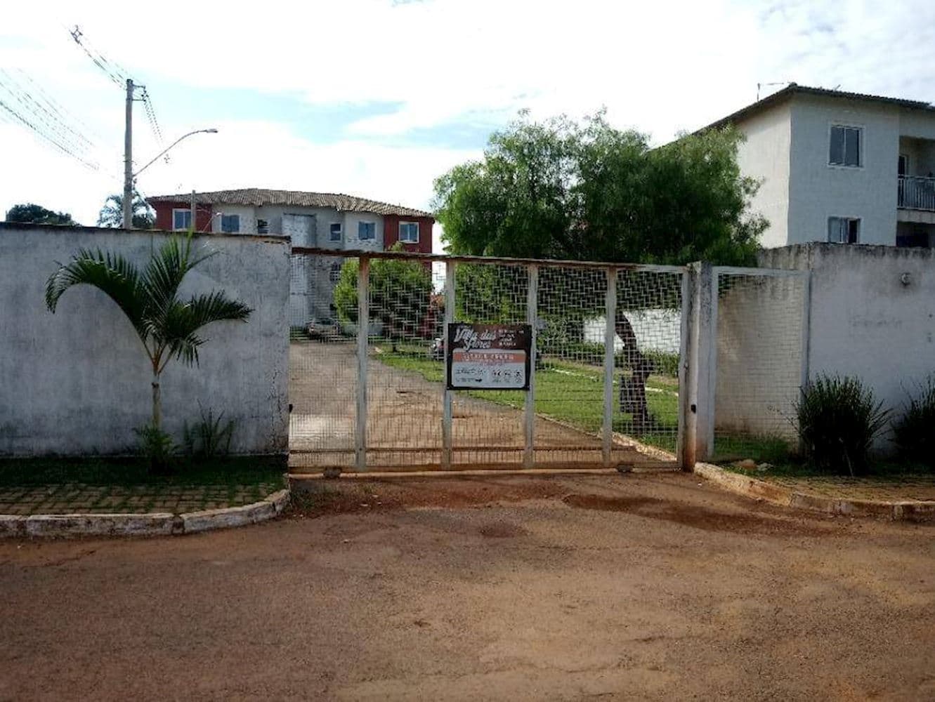 Foto 1 de 3: Apartamento em leilão em Luziânia - GO, bairro Cidade Osfaya — Apartamento em Cidade Osfaya - Luziânia/GO