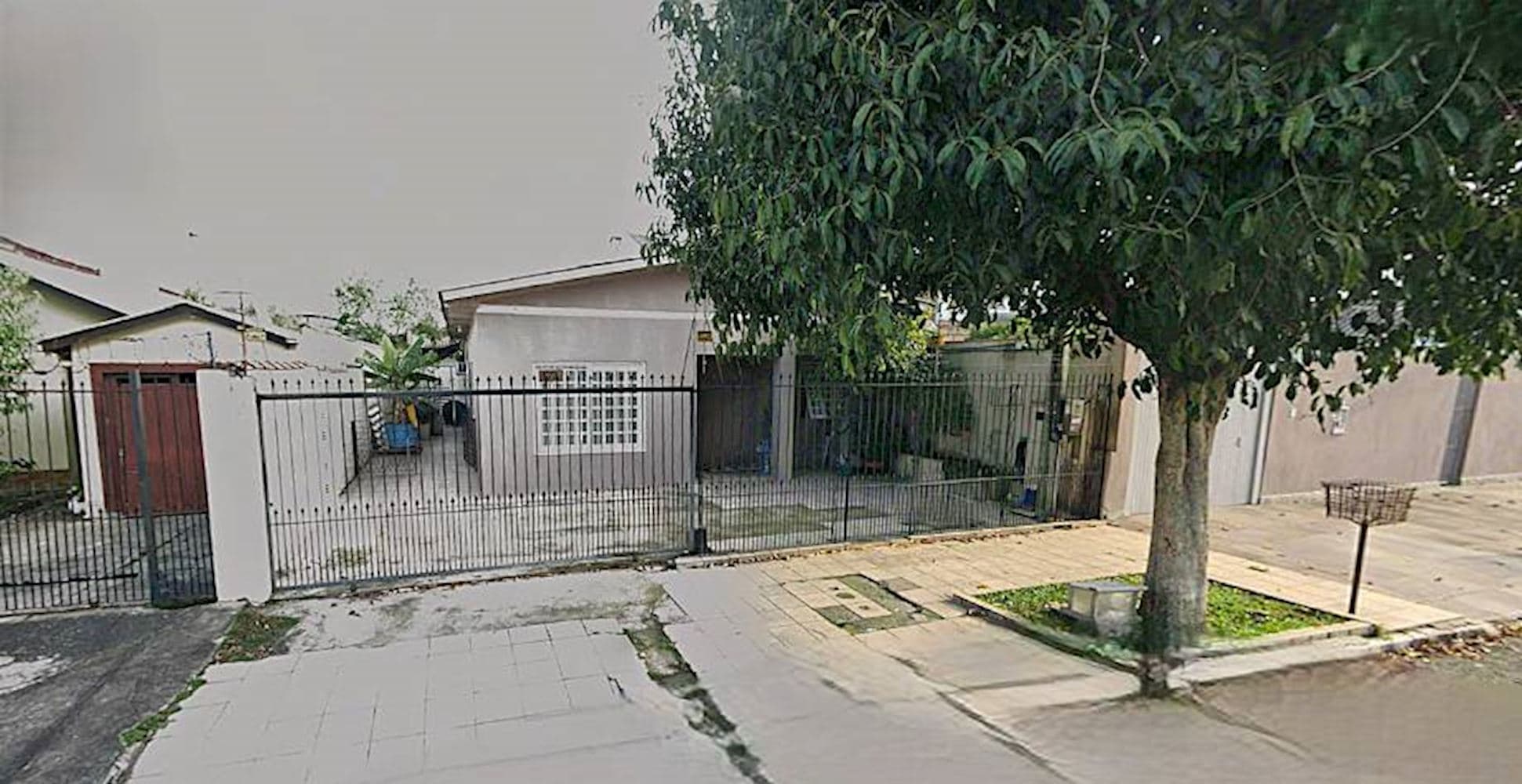 Foto 3 de 3: Casa em leilão em Canoas - RS, bairro Igara — Casa em  Igara - Canoas/RS