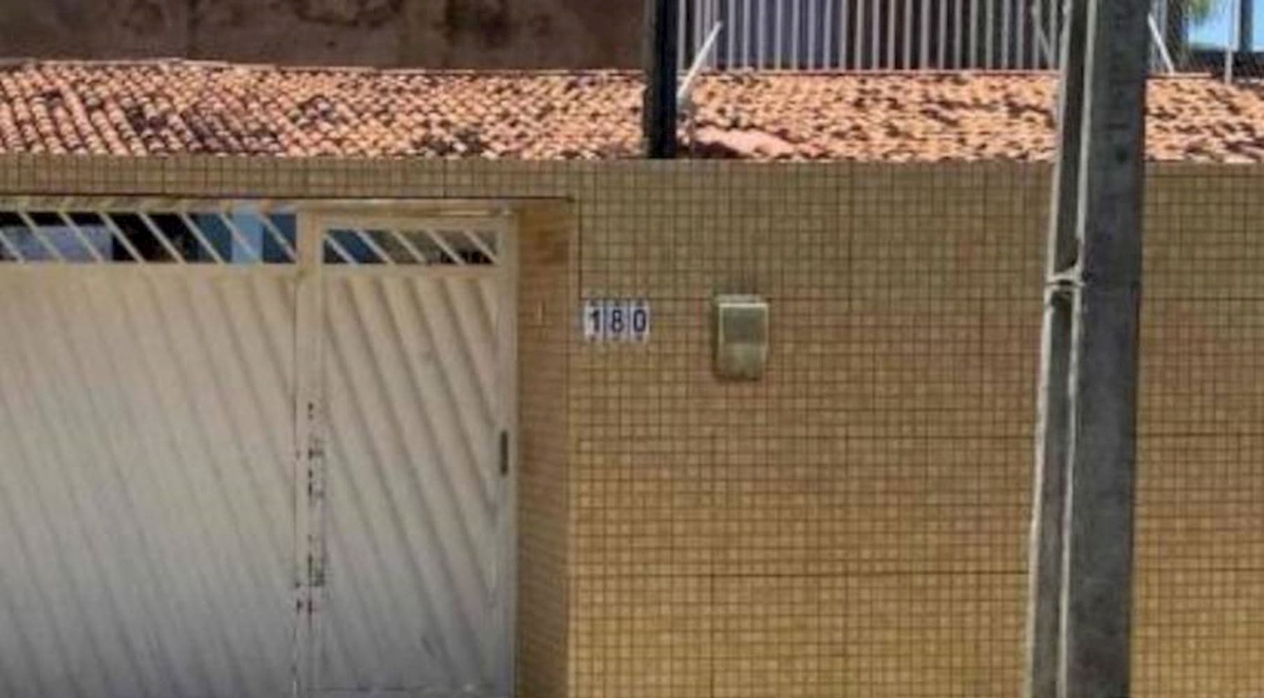 Foto 2 de 3: Casa em leilão em Maceió - AL, bairro Pajuçara — Casa no "Cond.Residencial Park Rio Sauacuhy II" em Pajuçara - Maceió/AL