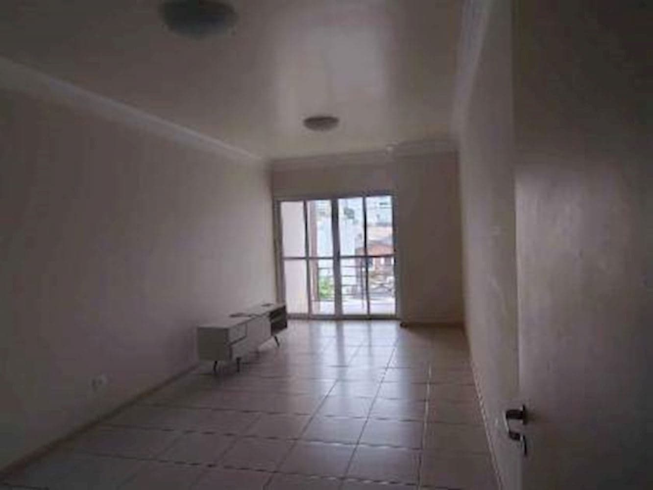 Foto 2 de 12: Apartamento em leilão em Arapongas - PR, bairro Vila Cascata — Apartamento na Vila Cascata em Arapongas/PR