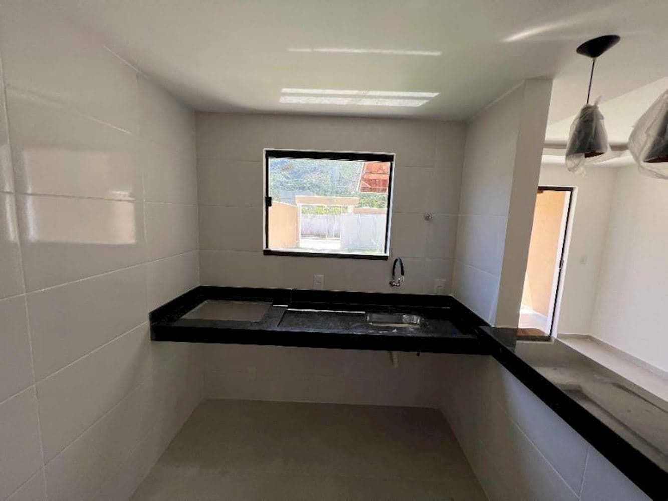 Foto 10 de 17: Casa em leilão em Maricá - RJ, bairro Barroco — Casa em Barroco - Maricá/RJ