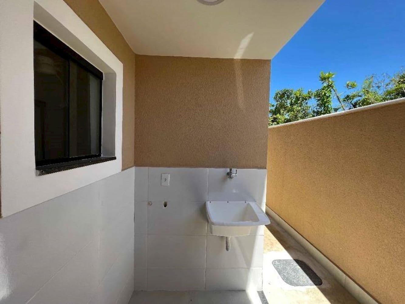 Foto 12 de 17: Casa em leilão em Maricá - RJ, bairro Barroco — Casa em Barroco - Maricá/RJ