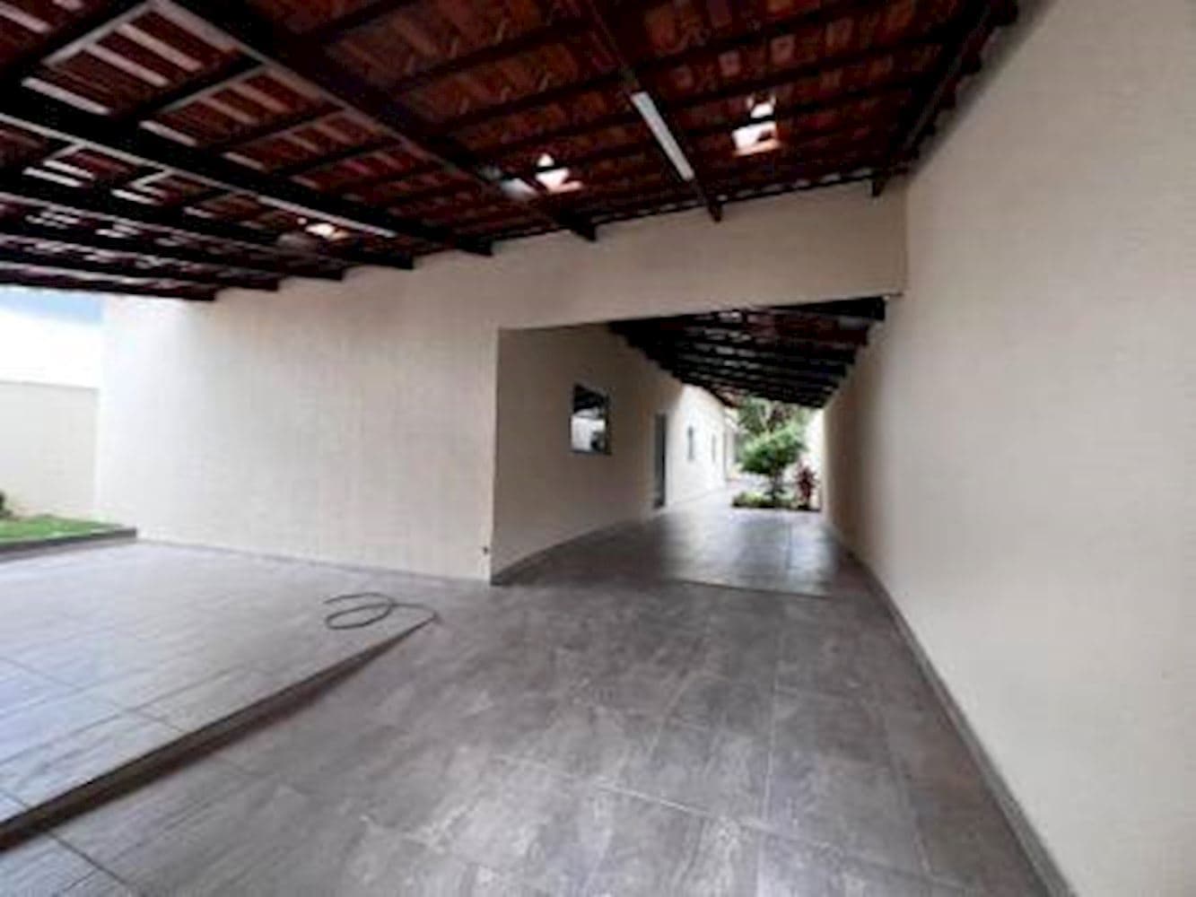 Foto 4 de 15: Casa em leilão em Inhumas - GO, bairro Jardim Raio de Sol — Casa no Jardim Raio De Sol em Inhumas/GO