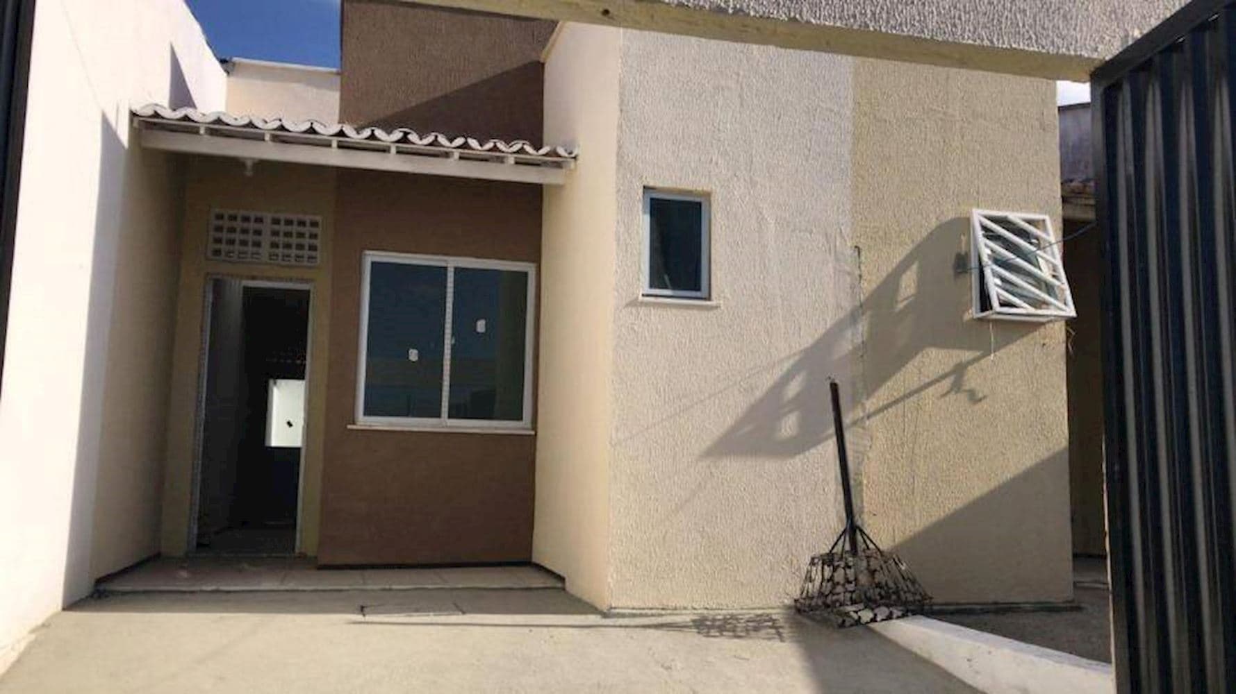 Foto 2 de 6: Casa em leilão em Maracanaú - CE, bairro Furna da Onça — Casa no Bairro Furna Da Onça - Maracanaú/CE
