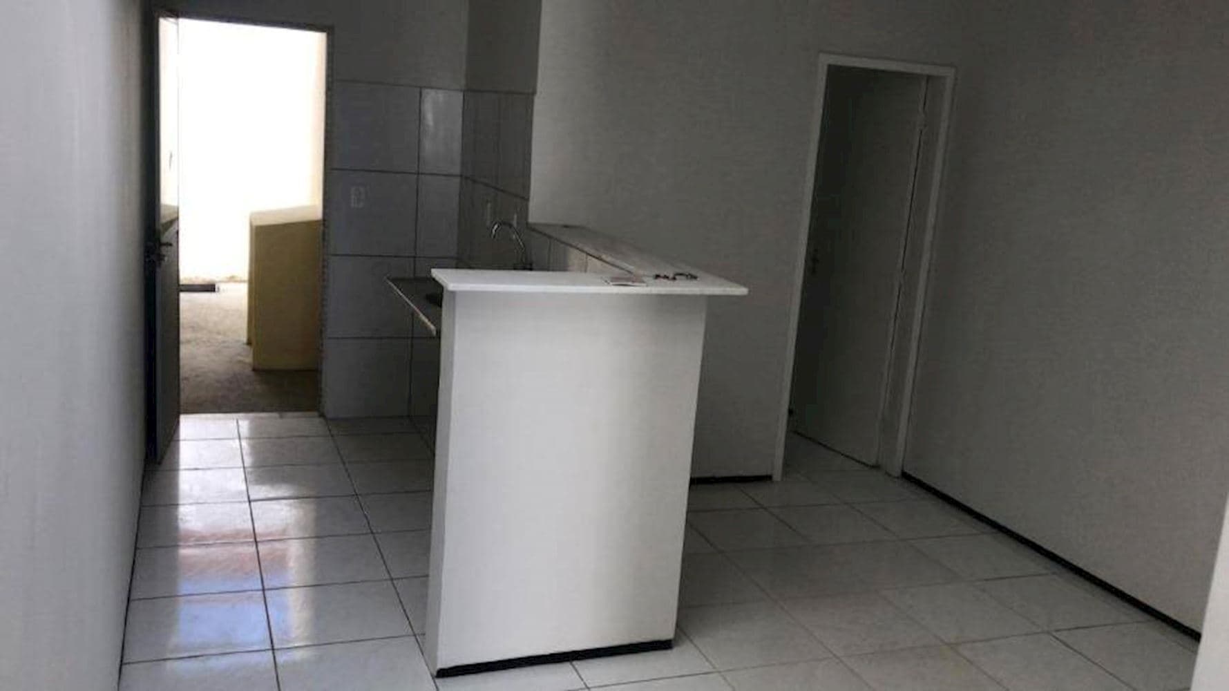 Foto 3 de 6: Casa em leilão em Maracanaú - CE, bairro Furna da Onça — Casa no Bairro Furna Da Onça - Maracanaú/CE
