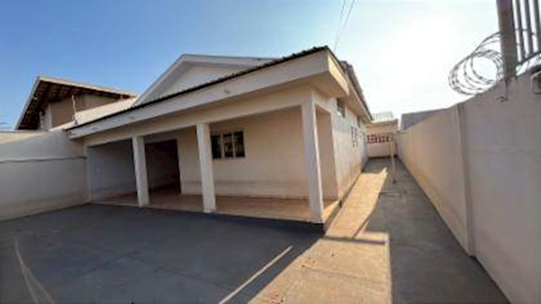 Foto 2 de 13: Casa em leilão em Matão - SP, bairro Jardim Alvorada — Casa no Jardim Alvorada - Matão/SP