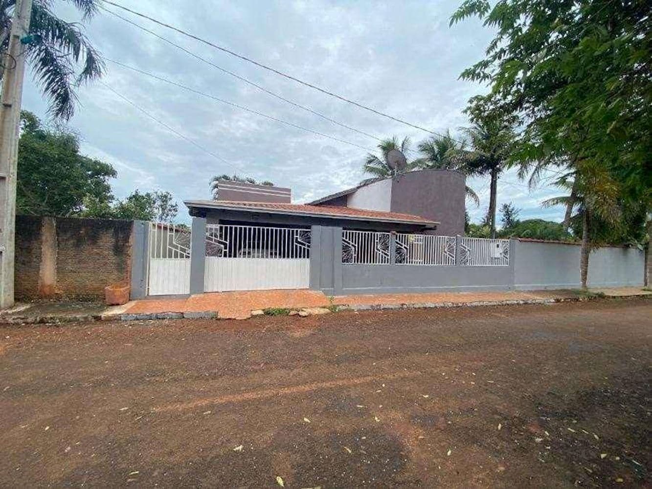 Foto 1 de 9: Casa em leilão em Santo Afonso - MT, bairro Vila Alta — Casa na Vila Alta - Santo Afonso/MT
