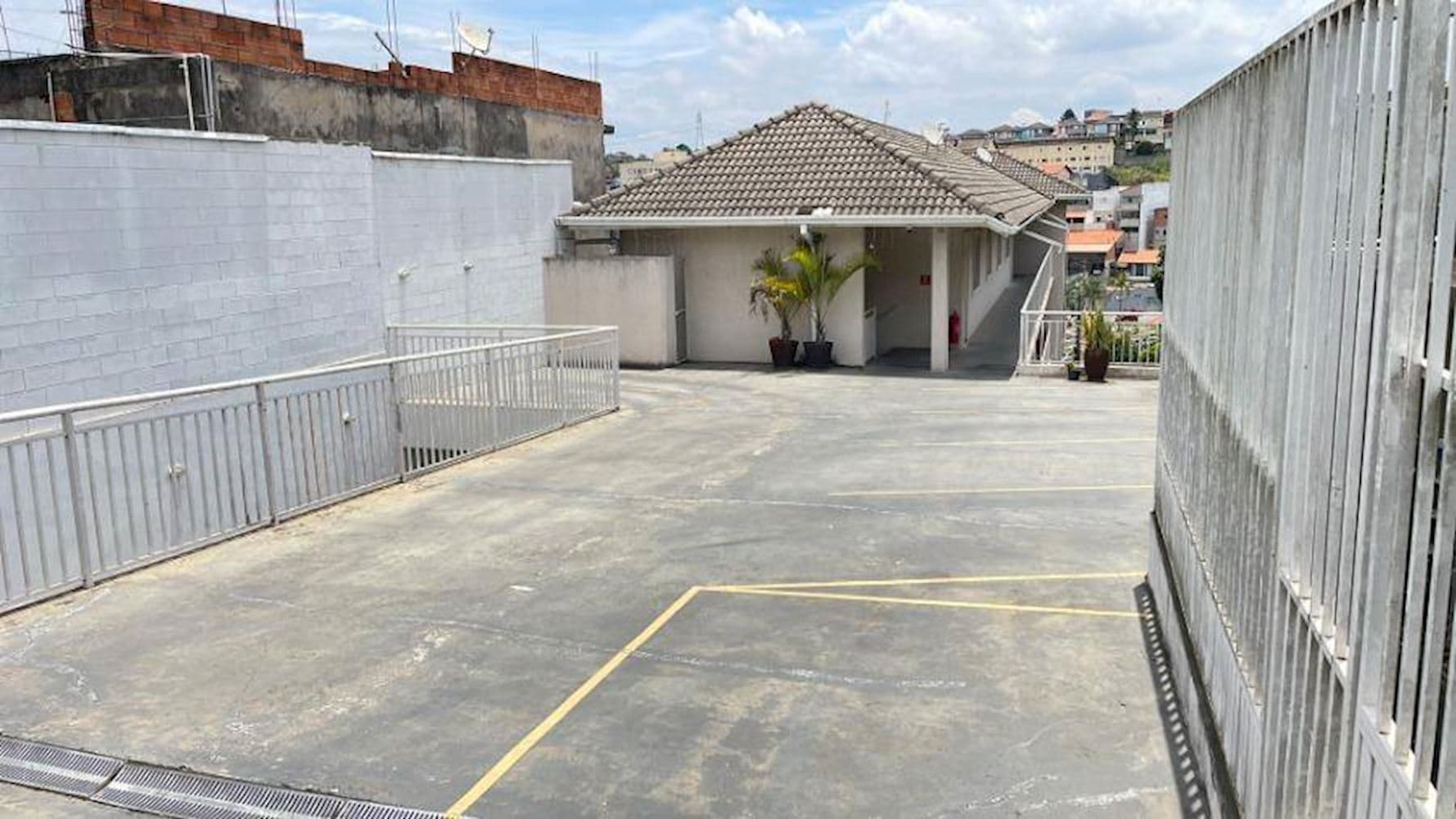 Foto 5 de 5: Apartamento em leilão em Cotia - SP, bairro Outeiro de Passargada — Apartamento em Outeiro De Passargada - Cotia/SP
