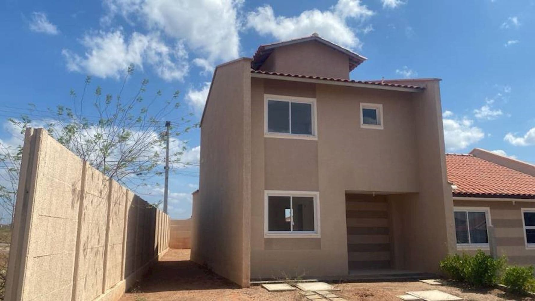 Foto 1 de 11: Casa em leilão em São Gonçalo Do Amarante - CE, bairro Croatá — Casa - Croatá - São Gonçalo do Amarante/CE