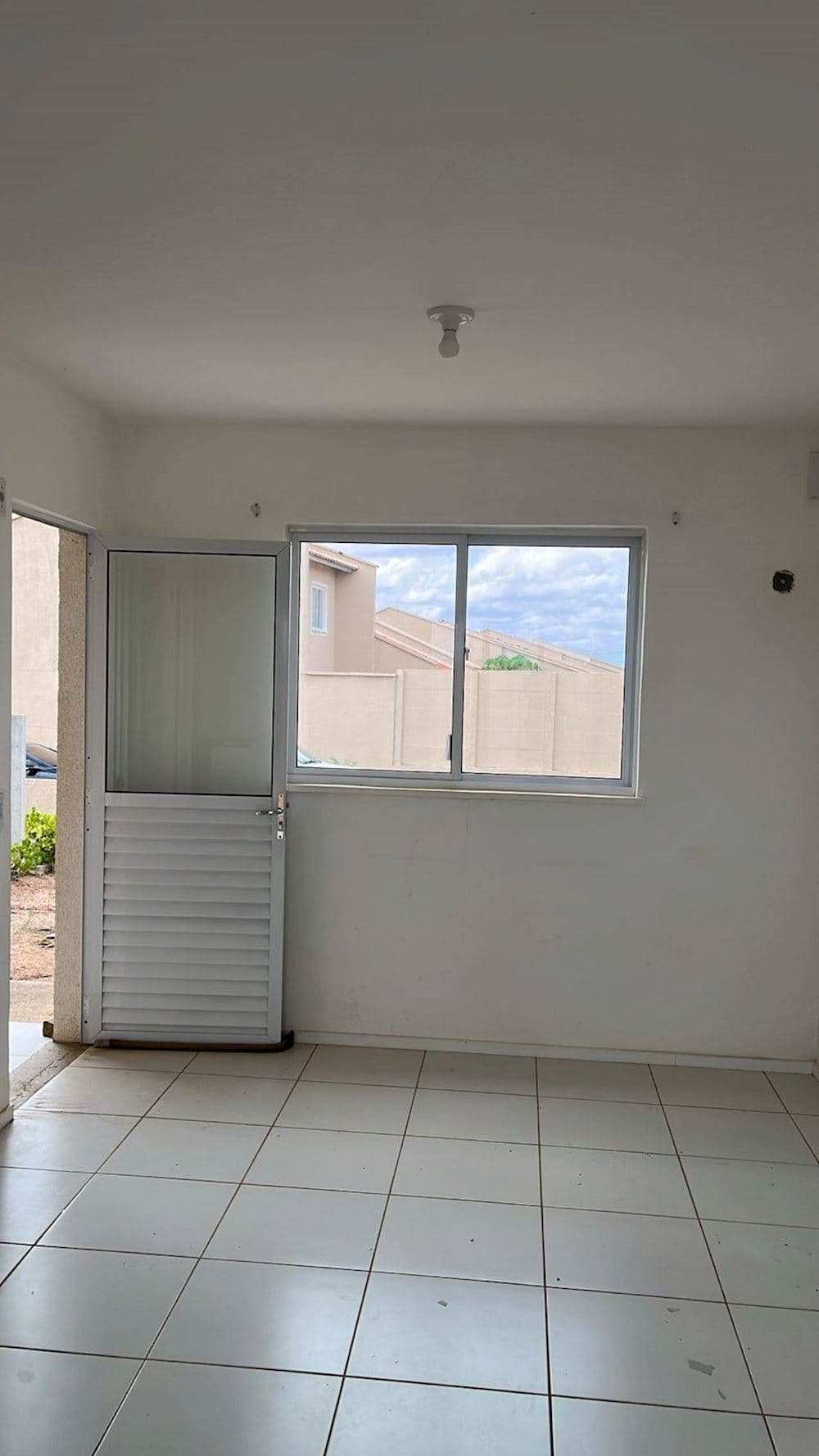 Foto 3 de 11: Casa em leilão em São Gonçalo Do Amarante - CE, bairro Croatá — Casa - Croatá - São Gonçalo do Amarante/CE
