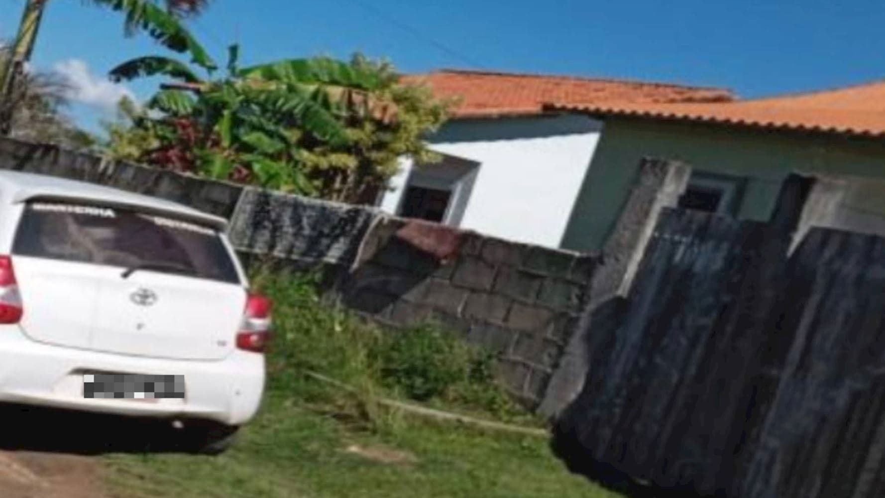 Foto 2 de 5: Casa em leilão em Araruama - RJ, bairro Novo Horizonte — Casa em Novo Horizonte - Araruama/RJ