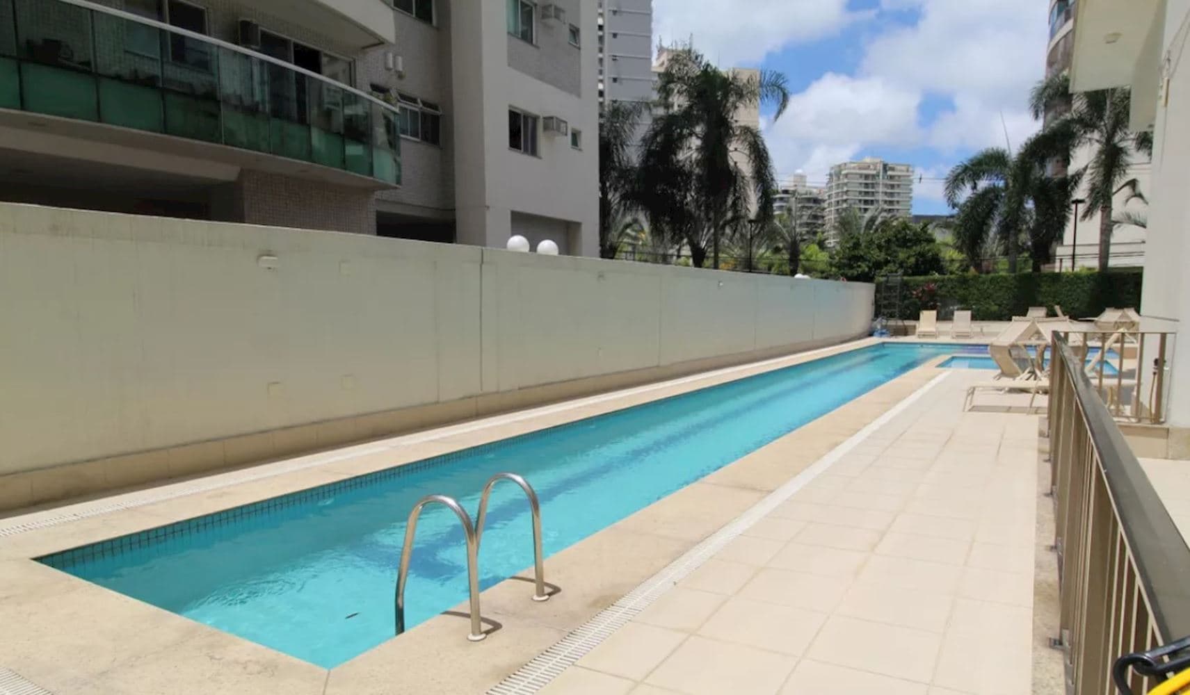 Foto 4 de 7: Apartamento em leilão em Rio De Janeiro - RJ, bairro Jacarepaguá — Apartamento (Cobertura) no "Condomínio Villa Luna" - Jacarepaguá - Rio de Janeiro/RJ