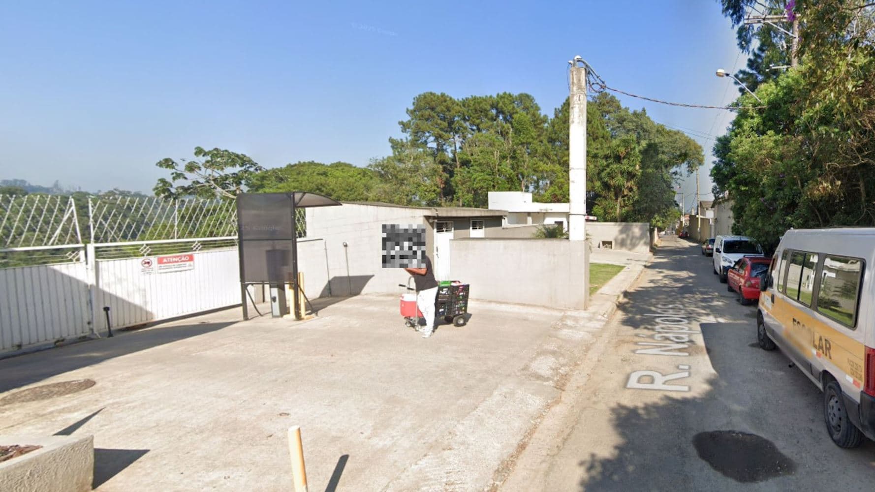 Foto 4 de 5: Apartamento em leilão em Cotia - SP, bairro Cemucam — Apartamento no "Condomínio Residencial Florença" - Cemucam - Cotia/SP