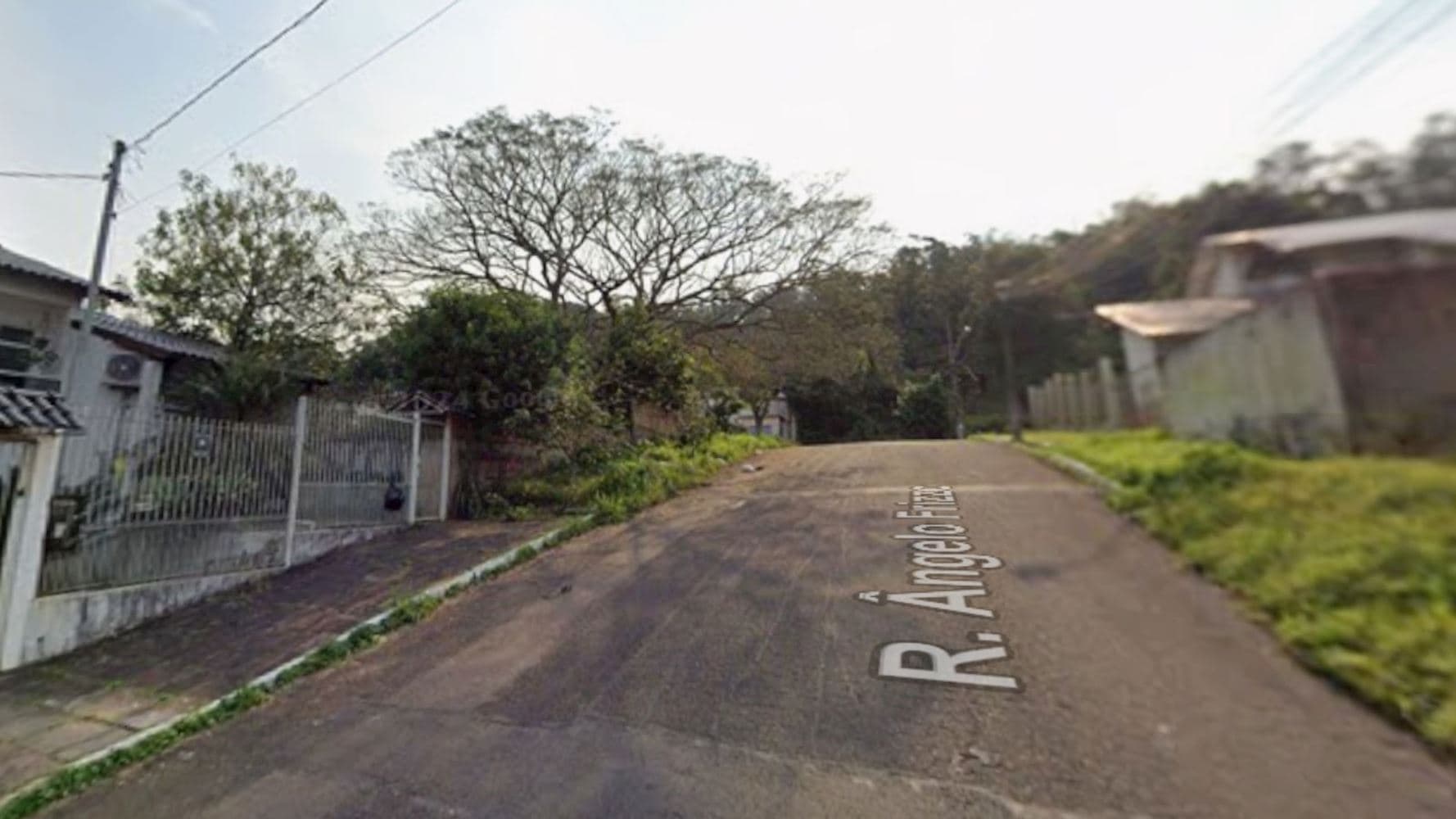 Foto 5 de 6: Casa em leilão em Viamão - RS — Casa no Parque Residencial Três Figueiras - Viamão/RS