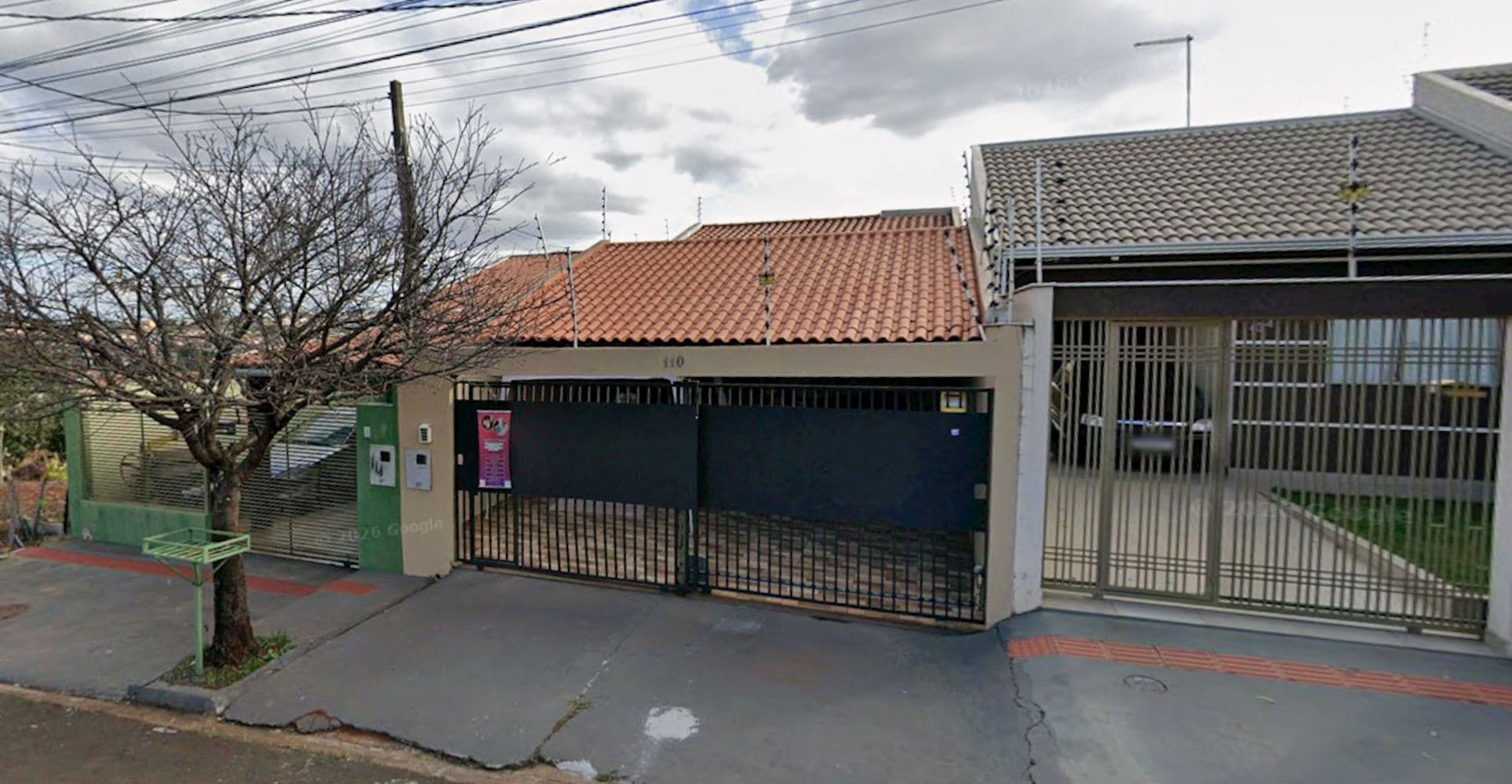 Foto 2 de 4: Casa em leilão em Londrina - PR, bairro Jardim Sabará Iii — Casa no Jardim Sabará III em Londrina/PR