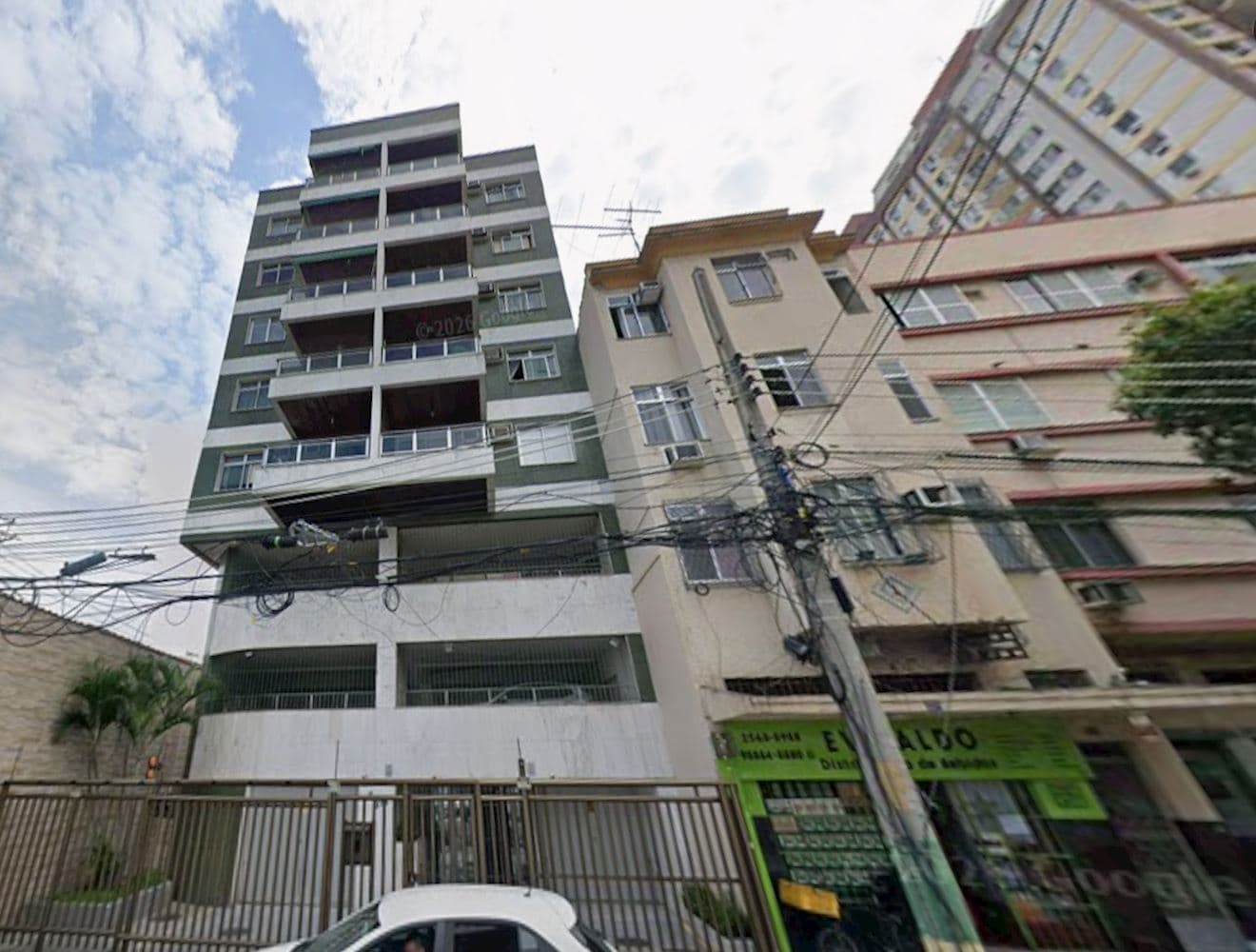 Foto 2 de 5: Apartamento em leilão em Rio De Janeiro - RJ, bairro Tijuca — Apartamento na Tijuca - Rio de Janeiro/RJ