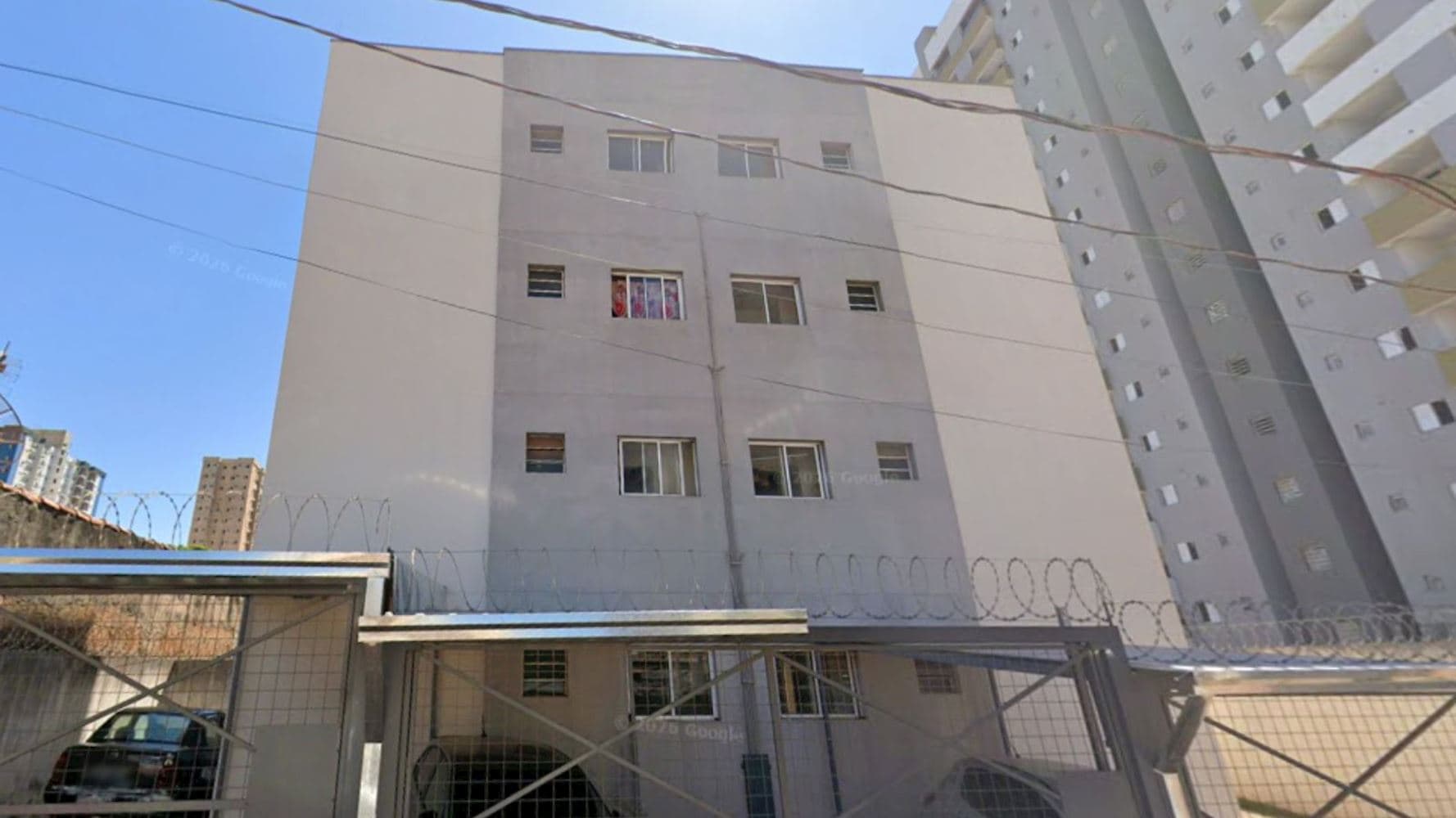 Foto 1 de 4: Apartamento em leilão em Sorocaba - SP, bairro Jardim Capitão — Apartamento no "Edifício Maria Clara" - Jardim Capitão - Sorocaba/SP