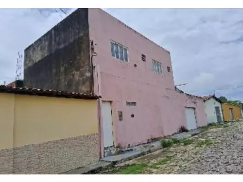 Foto 1 de 5: Casa em leilão em Floriano - PI — Leilão De Imóveis Em Diversos Estados Do Brasil | 3395 Lote 048 Casa - Cancela - Floriano/pi