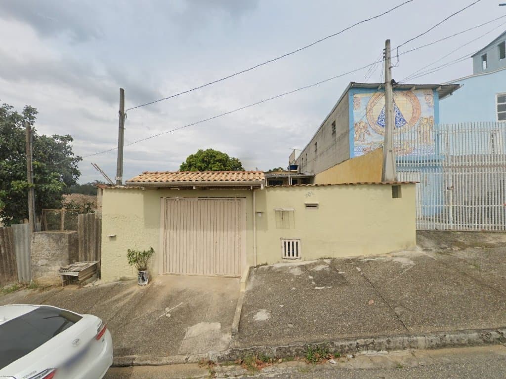 Foto 1 de 12: Casa em leilão em Mairinque - SP, bairro Jardim Cruzeiro — Imóvel Residencial, 461m², Mairinque/SP