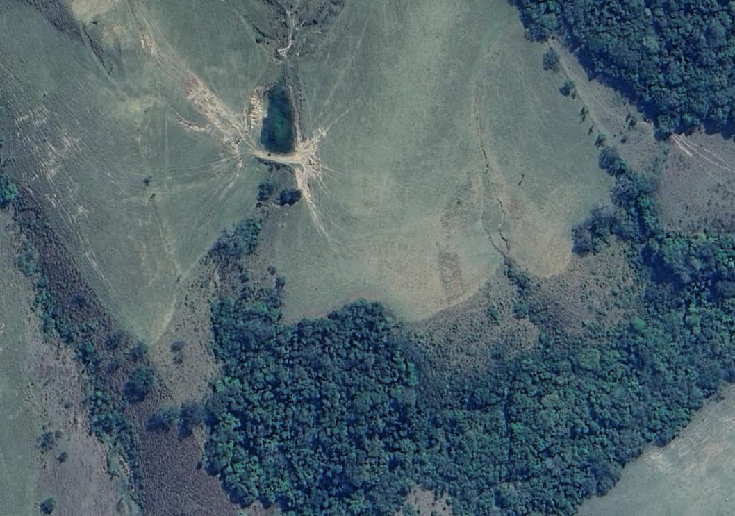 Foto 6 de 6: Area Rural em leilão em Angatuba - SP, bairro Capim — Fazenda, 528.192m², Capim, Angatuba/SP