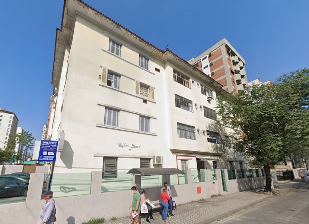 Foto 1 de 2: Apartamento em leilão em São Vicente - SP, bairro Centro — Apartamento, área total 112m², Edifício Brasil, São Vicente/SP