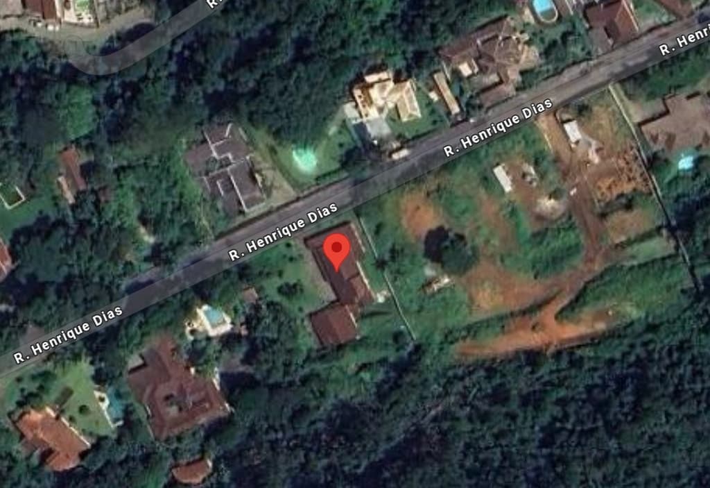 Foto 3 de 3: Casa em leilão em Petrópolis - RJ — Casa, A.T.: 3.976m², A.C.: 450m², Retiro, Petrópolis/RJ