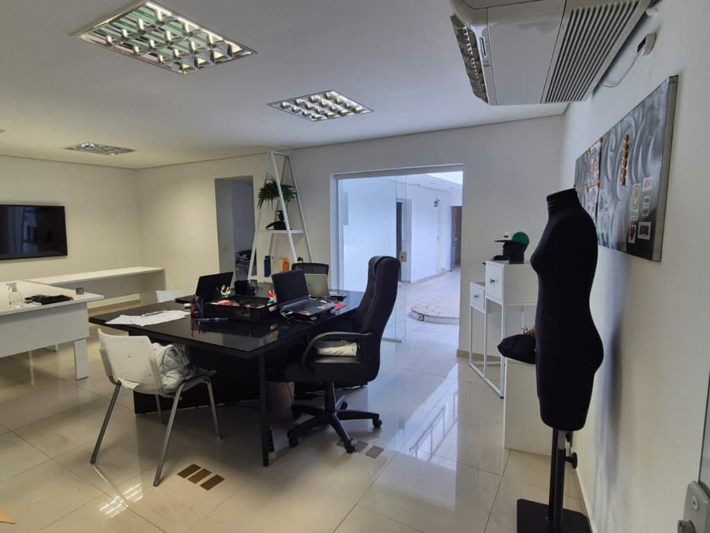 Foto 6 de 30: Comercial em leilão em Campinas - SP — Imóvel Comercial, 326m², Cambuí,Campinas/SP