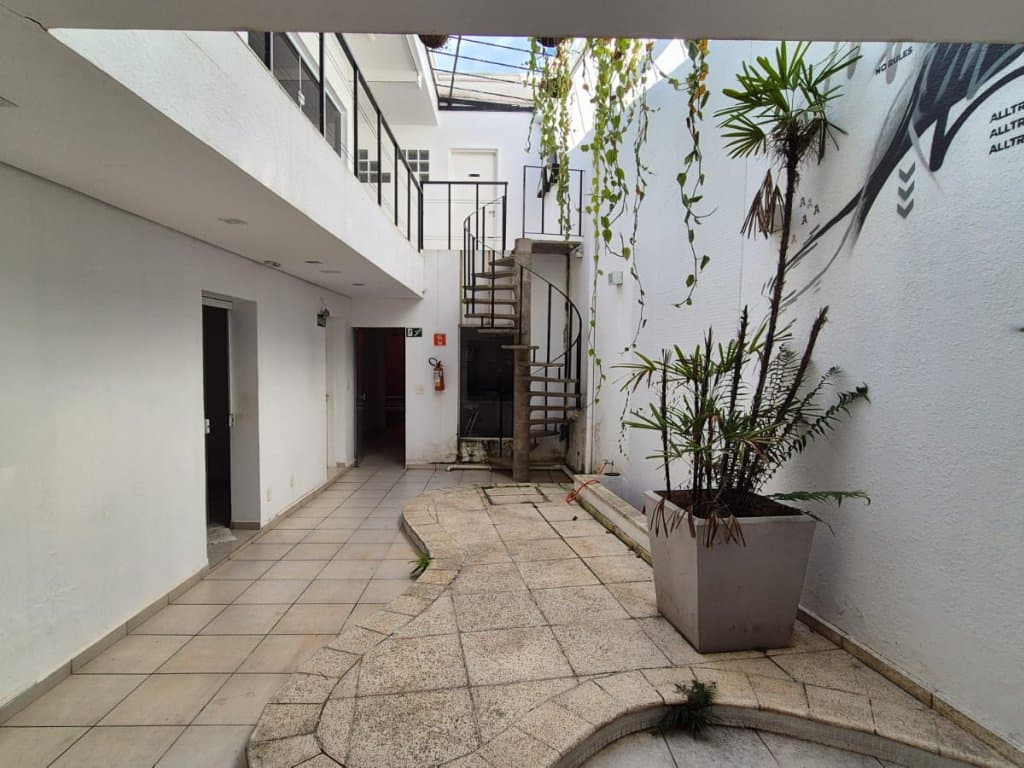 Foto 9 de 30: Comercial em leilão em Campinas - SP — Imóvel Comercial, 326m², Cambuí,Campinas/SP