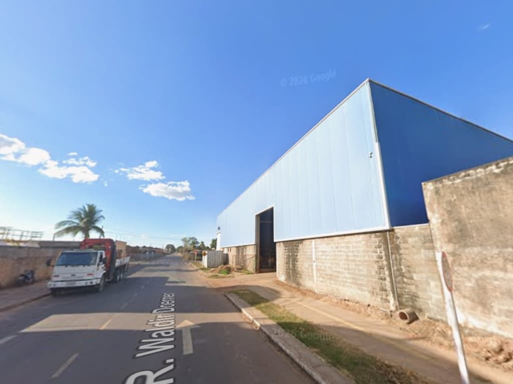 Foto 2 de 4: Comercial em leilão em Sinop - MT, bairro Setor Industrial — Galpão, 2.500m², Setor Industrial,Sinop/MT