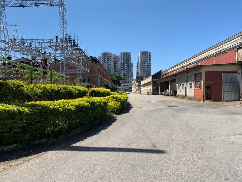 Foto 6 de 31: Comercial em leilão em Osasco - SP — Imóvel Industrial para Incorporação, 175.586,m², área edificada de 83.086m², Centro, Osasco/SP