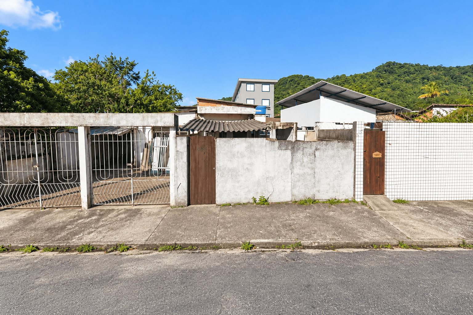 Terreno em leilão em Santos - SP, bairro São Jorge — Imóvel Residencial, 2 Quartos, Edícula, 174,90m², São Jorge, Santos/SP