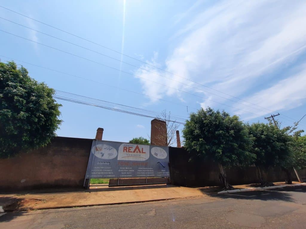 Foto 5 de 8: Terreno em leilão em Barra Bonita - SP — Lote de Terreno com 01 barracão, 02 prédios residenciais, 01 escritório, 10.000m², Barra Bonita/SP