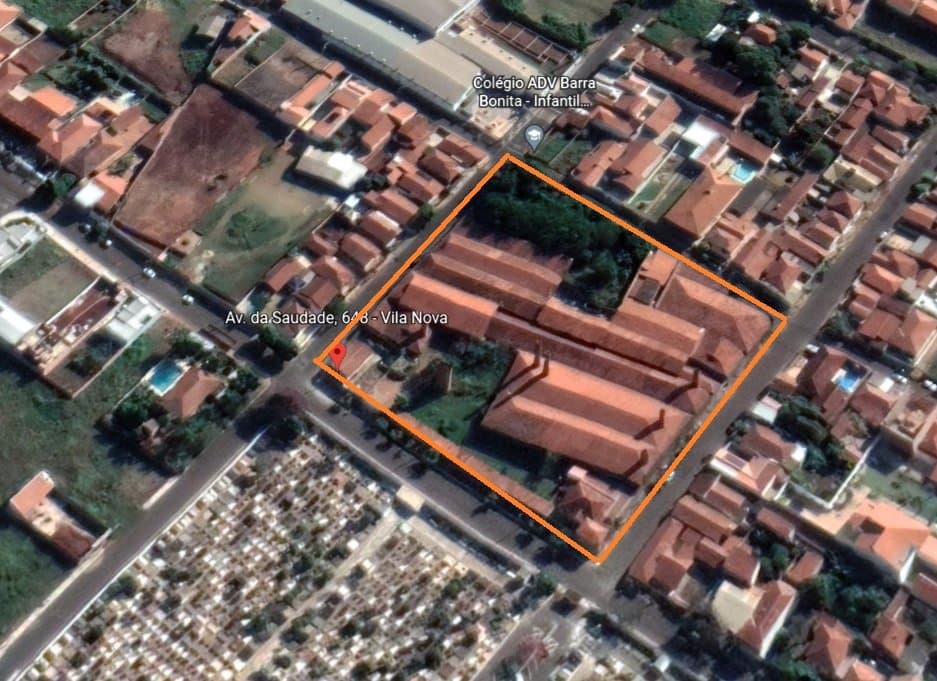 Foto 1 de 8: Terreno em leilão em Barra Bonita - SP — Lote de Terreno com 01 barracão, 02 prédios residenciais, 01 escritório, 10.000m², Barra Bonita/SP