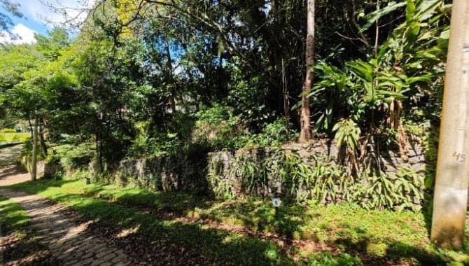 Area Rural em leilão em São Roque - SP — Área com 1.500 m² (Lote 05) no Condomínio Sítio das Hortênsias - São Roque - SP