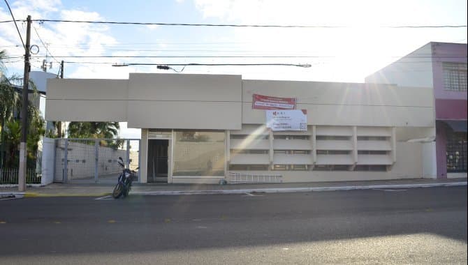 Terreno em leilão em Parapuã - SP — Ex-Agência 301 m² - Centro - Parapuã - SP