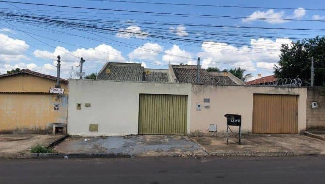 Casa em leilão em Trindade - GO — Casa em Condomínio 86 m² (01 vaga) - Setor Monte Sinai - Trindade - GO