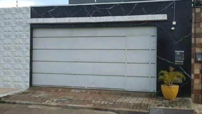 Foto 1 de 25: Casa em leilão em Juazeiro Do Norte - CE — Casa, Padrão, 2 Vaga(S) de Garagem