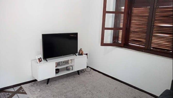 Foto 13 de 33: Casa em leilão em Passa Quatro - MG — Casa, Padrão, 2 Vaga(S) de Garagem