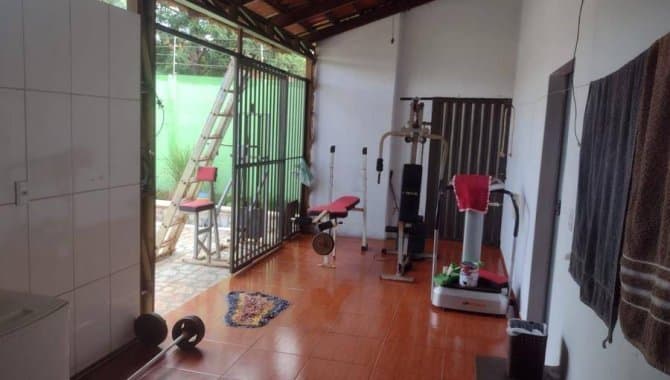 Foto 23 de 28: Casa em leilão em Santa Helena De Goiás - GO — Casa, Padrão, 2 Vaga(S) de Garagem