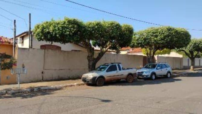 Foto 4 de 25: Casa em leilão em Piacatu - SP — Casa, Padrão, 1 Vaga(S) de Garagem