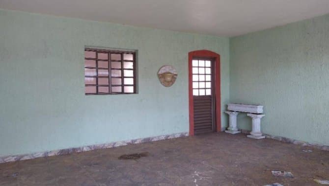 Foto 6 de 15: Casa em leilão em Itirapina - SP — Casa, Padrão, 1 Vaga(S) de Garagem