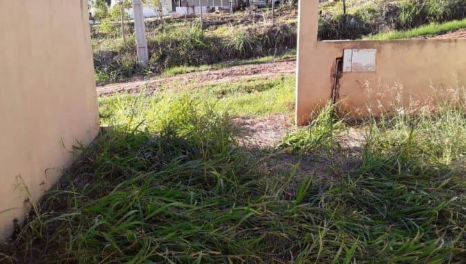 Foto 6 de 19: Casa em leilão em Camapuã - MS — Casa, Padrão, 2 Vaga(S) de Garagem