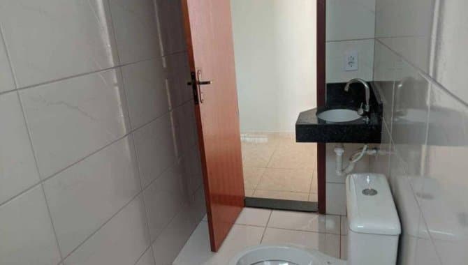 Foto 8 de 22: Casa em leilão em Trindade - GO — Casa, em Condomínio, 1 Vaga(S) de Garagem