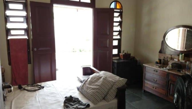 Foto 11 de 19: Casa em leilão em Lorena - SP — Casa, Padrão, 1 Vaga(S) de Garagem