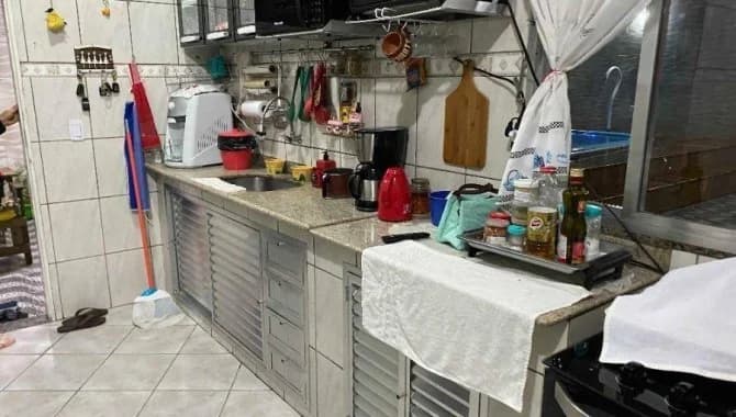 Foto 21 de 32: Casa em leilão em Queimados - RJ — Casa, Padrão, 0 Vaga(S) de Garagem