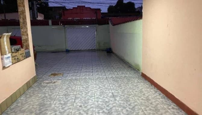Foto 3 de 32: Casa em leilão em Queimados - RJ — Casa, Padrão, 0 Vaga(S) de Garagem