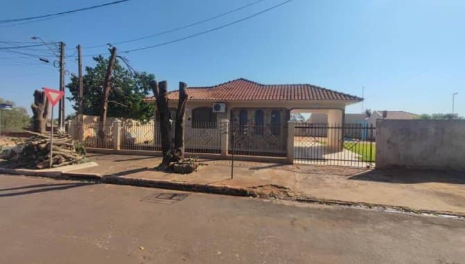 Casa em leilão em Ângulo - PR — Casa 173 m² - Centro - Ângulo - PR