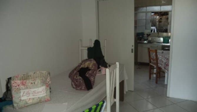 Foto 12 de 15: Casa em leilão em São José - SC — Casa, Padrão, 1 Vaga(S) de Garagem