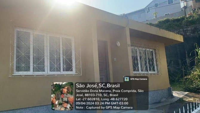 Foto 4 de 15: Casa em leilão em São José - SC — Casa, Padrão, 1 Vaga(S) de Garagem