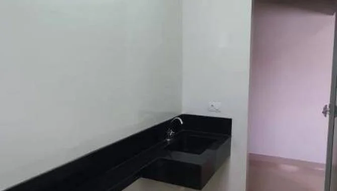 Foto 4 de 13: Casa em leilão em Santa Helena De Goiás - GO — Casa, em Condomínio, 1 Vaga(S) de Garagem
